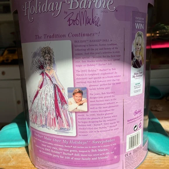 2005 Happy Holidays Barbie by Bob Mackie Pink and White Elegance Doll - Picture 2 of 3